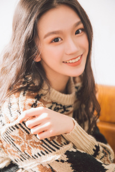 女士妆前乳大全图片